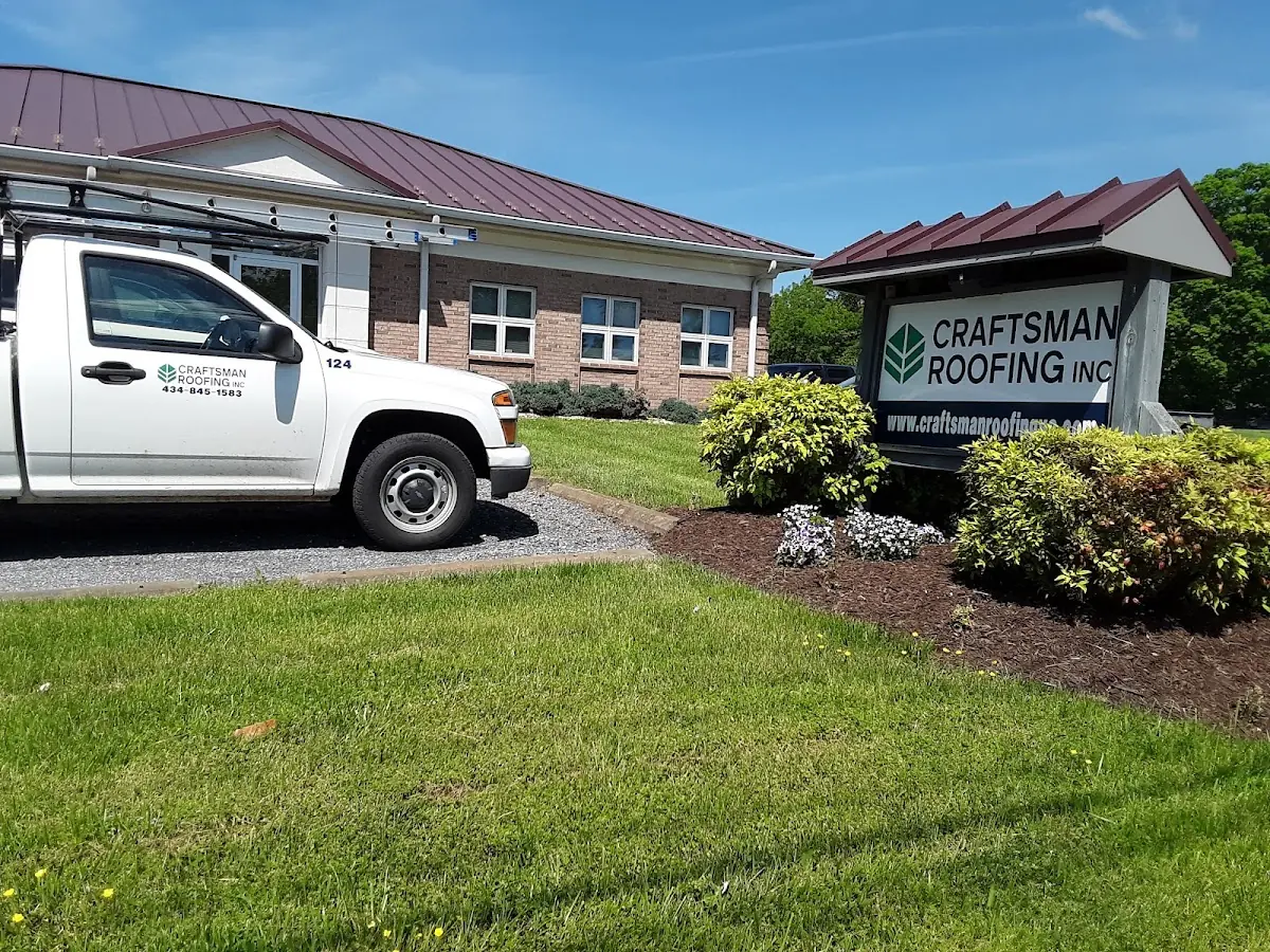 Quality Roof Replacement by experienced craftsmen in North Loop